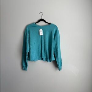 NWT- Juniors Hippie Rose Cropped Sweatshirt- Size Small
